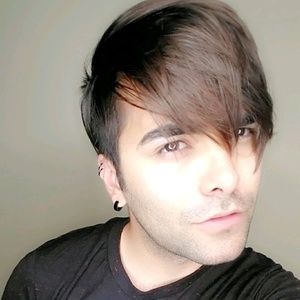 Meet your Posher, Erick